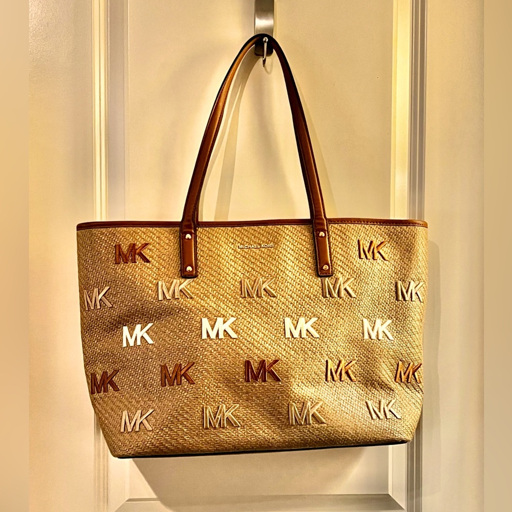 MICHAEL Michael Kors Acorn Multi XLarge Tote Shoulder Bag beautiful EUC - Picture 2 of 13